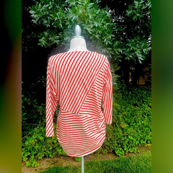 CHICO’S Striped Red and Cream Women's Top - Picture 7 of 8